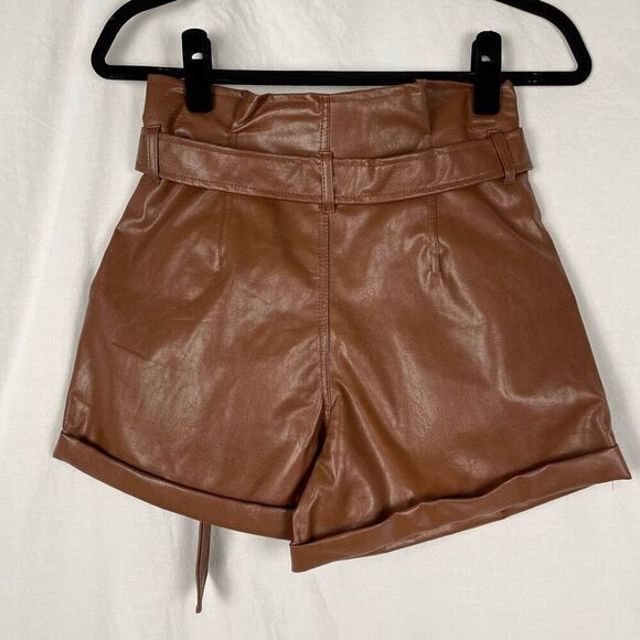 Madden NYC Faux Leather Paper Bag Short - Picture 3 of 6
